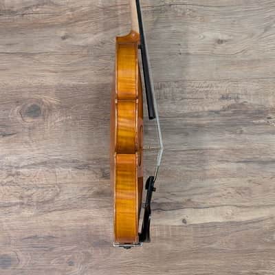 D Z Strad Violin - Model 250 - Carved Top Violin Outfit (Pre-owned) 4/4 image 4