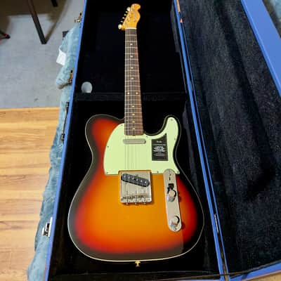 Fender Limited Edition Vintera III Early '60s Custom Telecaster 2025 - 2026 3-Color Sunburst image 2