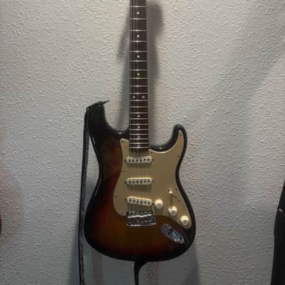 Fender Stratocaster 1998-2012 - 3 Color Sunburst image 1