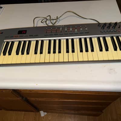 M-Audio Oxygen 49 MKI MIDI Keyboard Controller 2006 - 2009 - Silver