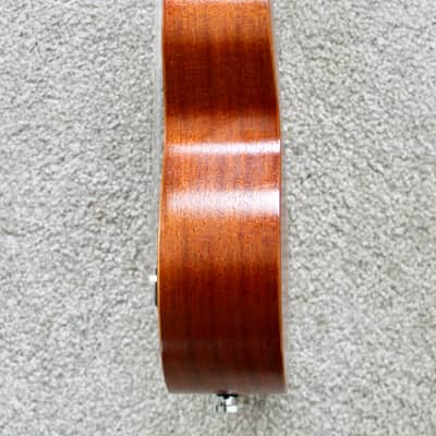 Brand New Kiwaya Student Model KSU-1 Ukulele W / Carrying Bag image 8