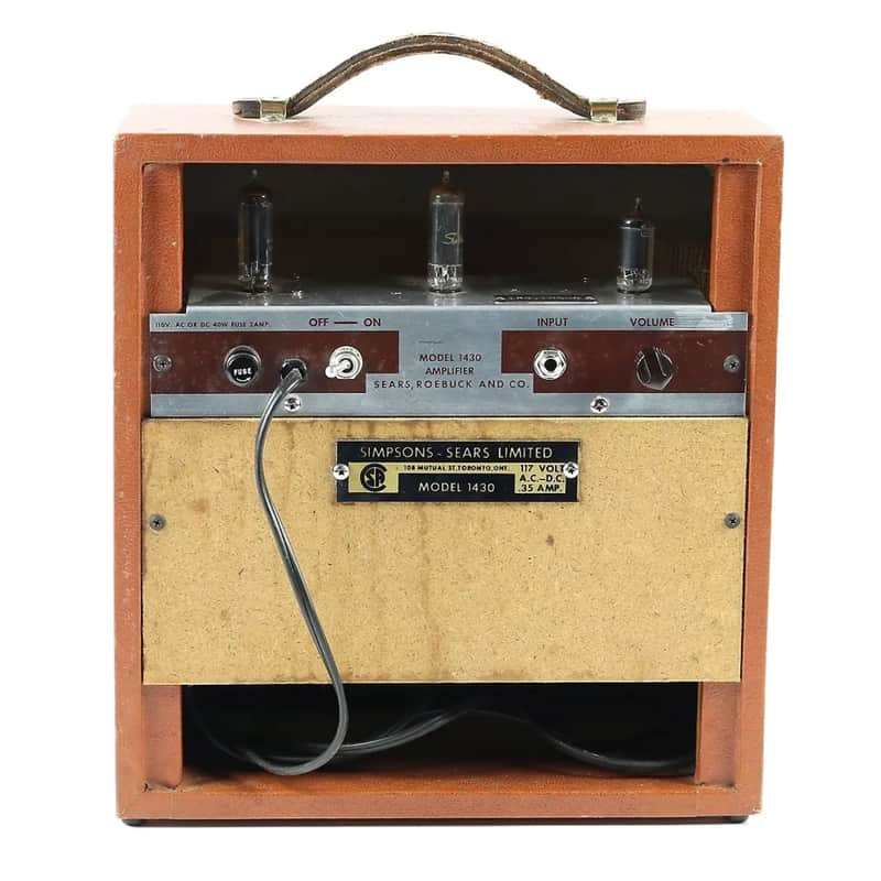 Silvertone Model 1430 3-Watt 1x6 Guitar Combo image 3