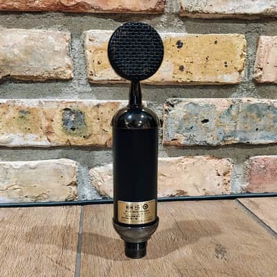 Defective Blue Blackout Spark Condenser Microphone image 2