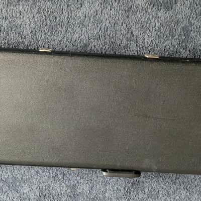 Bass Case for Precision / Jazz, Fender Classic Series Wood, Black - image 5