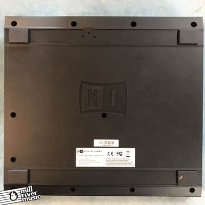Native Instruments Maschine MKII Groove Production Studio w/ Power Adapter & Box Used image 2