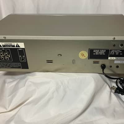 Realistic SCT-100 Stereo Dual Deck Cassette Player Recorder POWERS UP~PARTS ONLY image 2