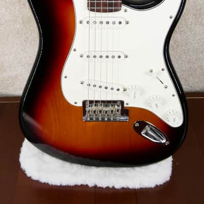 Fender Player Stratocaster MIM Sunburst 2018 #MX18068111 USED NBNC image 2