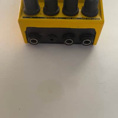 Peavey DDL-3 Digital Delay Accelerator Series Vintage Guitar Effect Pedal image 5