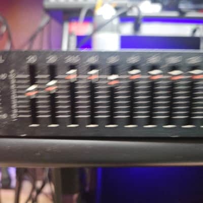 Yamaha GQ1031 Graphic Equalizer image 2
