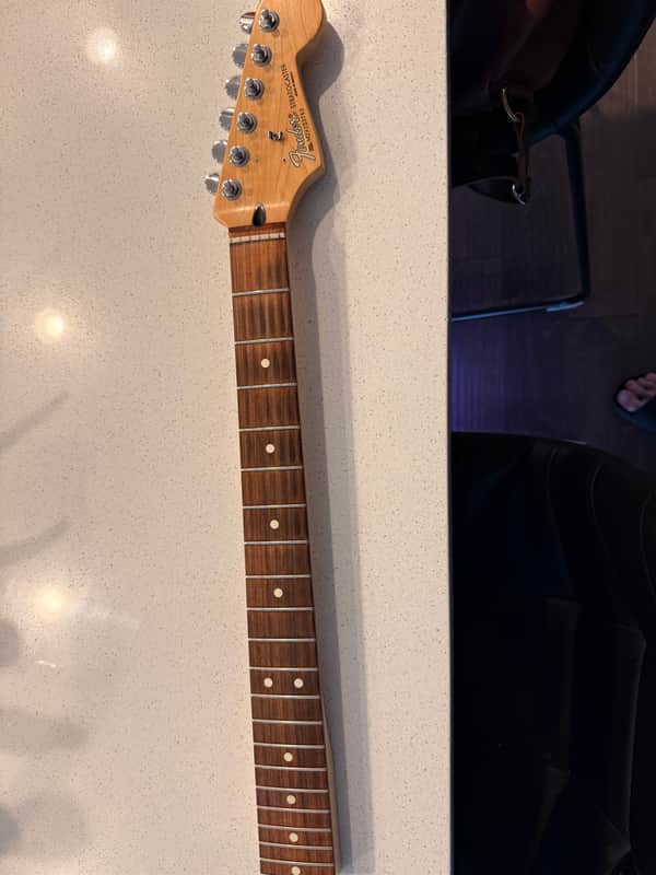 Fender Stratocaster neck 2004 - Maple with rosewood fretboard image 1