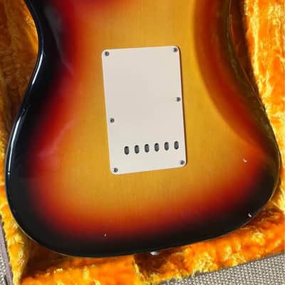 2006 Fender Stratocaster Relic 1960 - Sunburst image 6