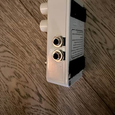 Electro-Harmonix Canyon 2017 - Present - White image 3