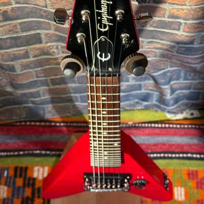 Epiphone Flying V, “Starter Pack” 2010’s  - Bright Red image 4