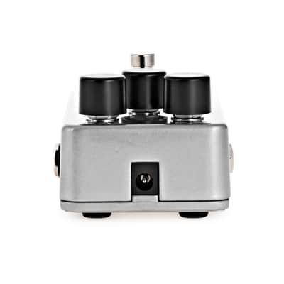Electro-Harmonix Ram's Head Big Muff Pi Fuzz Guitar Effect Pedal - Silver image 5