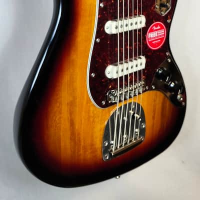 Squier Classic Vibe Bass VI, Laurel Fingerboard, 3-Color Sunburst image 4