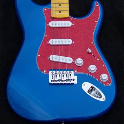 Custom Shop Patriot-Red, White and Blue Strat + Working Bridge Tone+Treble Bleed+SRV Pickups + Treble Bleed Circuit + '59 Style Neck with "C" Profile+ Setup+ Leveled, Crowned and Polished Frets+ Kluson Style Vintage Tuners! image 2