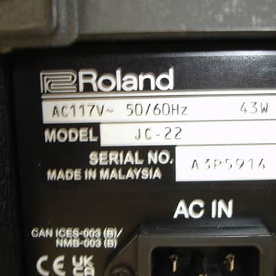 Roland JC-22 Jazz Chorus 30-Watt 2x6.5" Stereo Guitar Combo Amp image 7