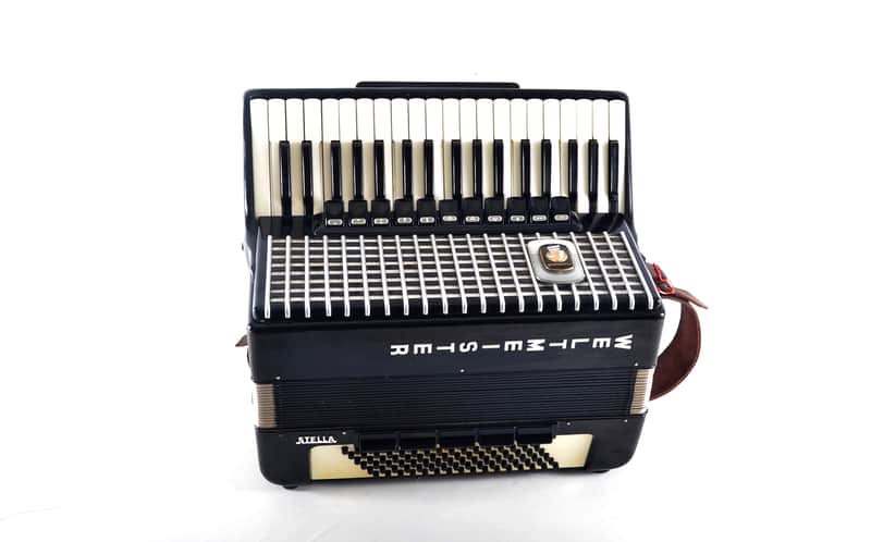 Vintage German Made Top Quality LMMH Accordion Weltmeister Stella - 96 bass, 16 reg./master switch + HardCase & Straps ~ Fisarmonica - VIDEO image 1