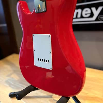 Unbranded Strato-style 2020’s - Fiesta Red image 10