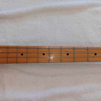 Squier Bullet Bass 1983- sunburst image 10