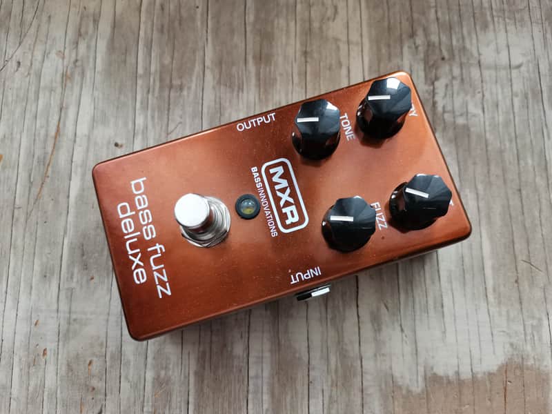 MXR M84 Bass Fuzz Deluxe