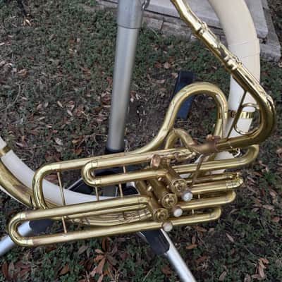 Conn 36K Sousaphone Fiberglass With Brass Bell (Hybrid) - Lacquer image 5