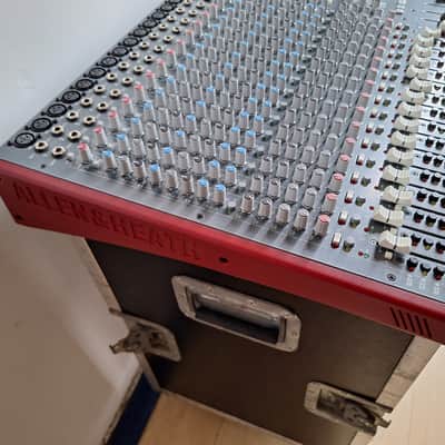 Allen & Heath ZED R16 FireWire mixer image 3