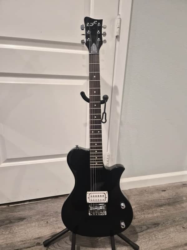 First Act ME537 Electric Guitar Black (Used) Black image 1
