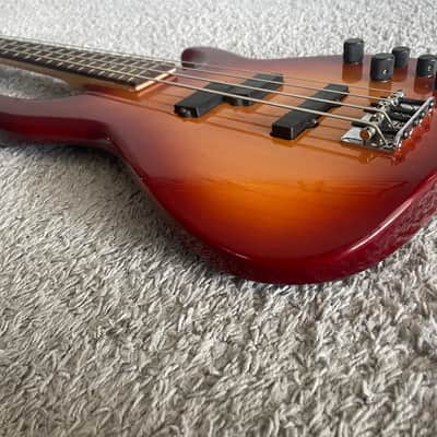 Fender Deluxe Zone Bass 2002 MIM Sienna Sunburst Rare 4-String Bass Guitar image 4