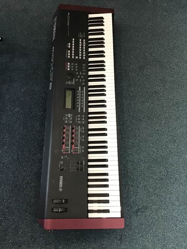 Yamaha MOXF8 LATE 2000’s - BLACK image 1