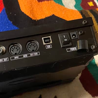 Line 6 POD X3 Live Multi-Effect and Amp Modeler 2007 - 2011 - Black image 11