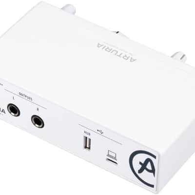 Arturia MiniFuse 1 USB Audio Interface, White Bundle with Pig Hog PHM10 8mm 10ft XLR Microphone Cable and Liquid Audio Instrument Polishing Cloth - Portable Audio Interface for PC, Mac image 5