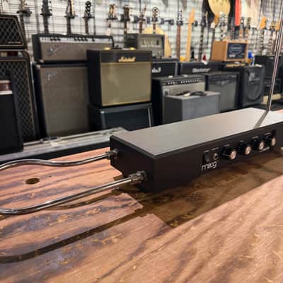 Moog Etherwave Standard Theremin Black image 5