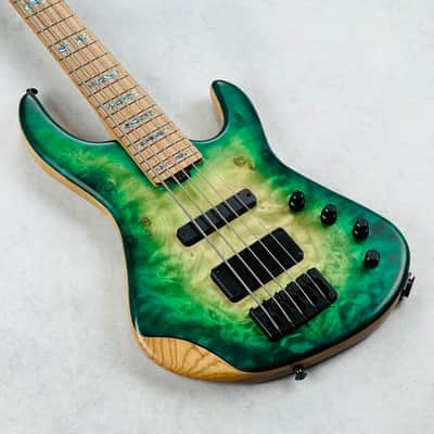 AC Guitars RetroB 5/35 Custom Figured Maple 5-String 2025 - Green Burst image 3