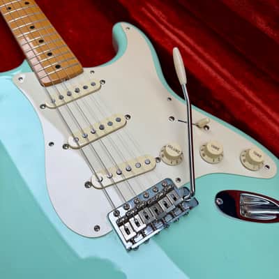 2010 Fender Classic '50s Stratocaster Surf Green w/Fender Black Tolex Hardcase image 7