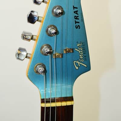 Vintage 1980 Fender "The Strat" Stratocaster Electric Guitar, Rosewood Fingerboard, Lake Placid Blue w/ Case image 9
