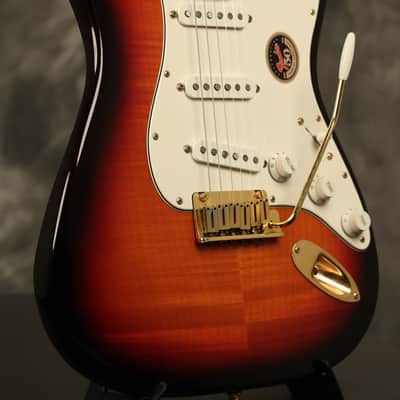 1996 Fender 50th Anniversary Stratocaster Sunburst w/GOLD hardware FLAME MAPLE body!!! image 9
