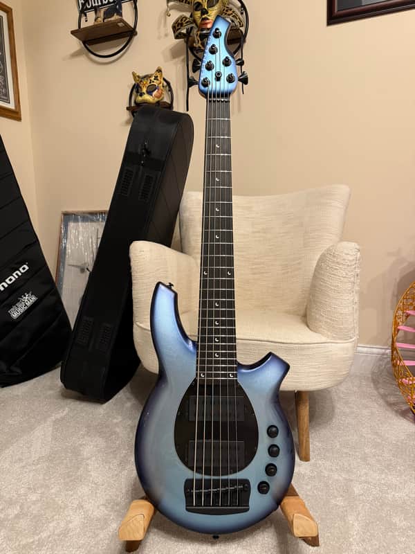 Ernie Ball Music Man Bongo 6 HH
