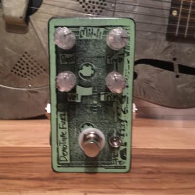 Mid-Fi Electronics Demo Tape Fuzz