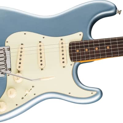 Fender American Ultra Luxe Vintage '60s Stratocaster, Rosewood Fingerboard - Ice Blue Metallic image 3