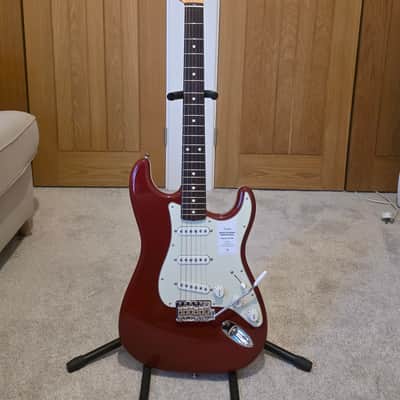 Fender MIJ Traditional 60s Stratocaster 2023 - Aged Dakota Red image 2
