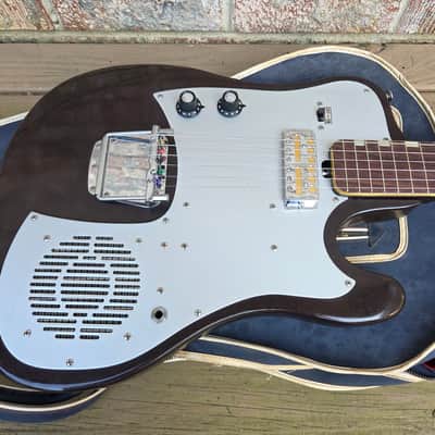 Vintage 1960's Silvertone (Teisco) 1487 Built-In Amplifier Electric Guitar w/ Original Gig Bag! image 4