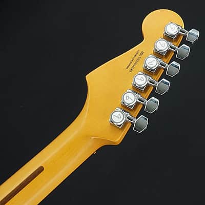 Fender USA Used Fender American Ultra Luxe Vintage '60s Stratocaster (Ice Blue Metallic/Rosewood) [SN.US25016203] image 8