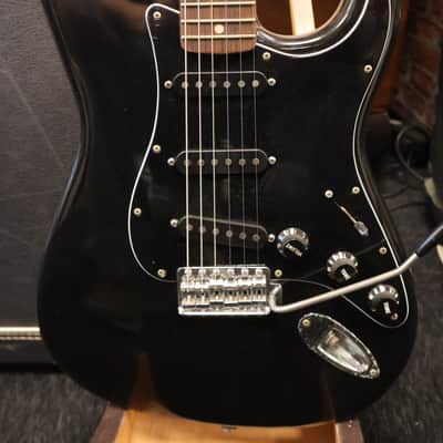 Fender 1976 Stratocaster Black Refin OHSC image 2