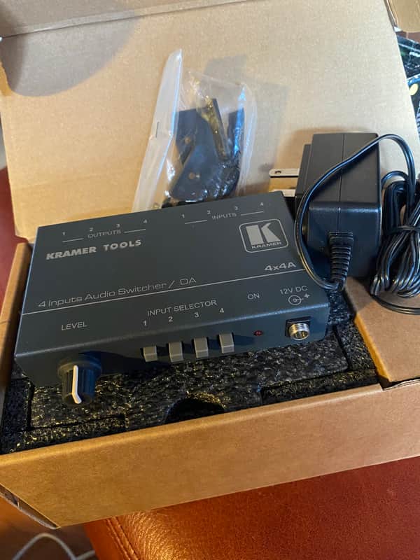 Kramer Tools 4X4A 4 Inputs Audio Switcher / DA image 1
