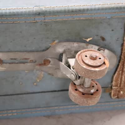 Vintage Suitcase Hardware Case image 4