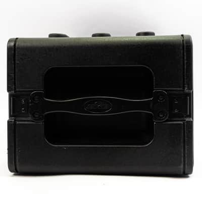 SKB 4U Rack Case 11" Depth Lightweight Rackmount Case No Covers image 2