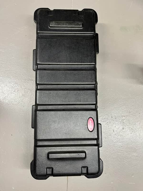 SKB SKB-4214 61-Key ATA Keyboard Case with Wheels 2000s - Black image 1