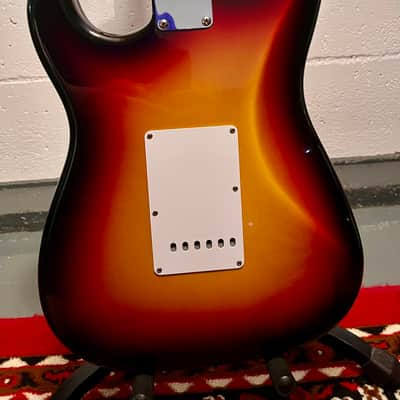 Fender American Vintage '62 Stratocaster 1990s - 3-Color Sunburst image 3