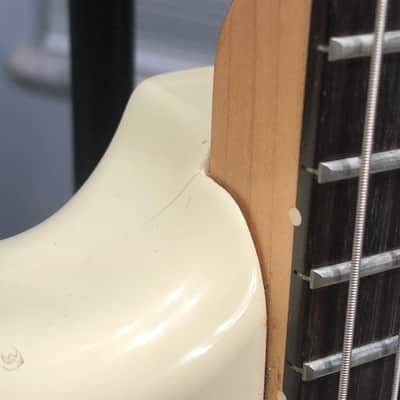 1987 USA Fender American Standard Stratocaster, Olympic White image 6